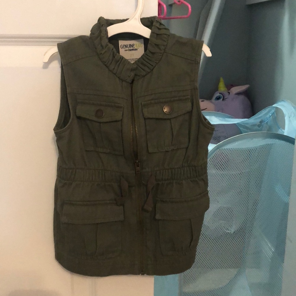2t army green vest